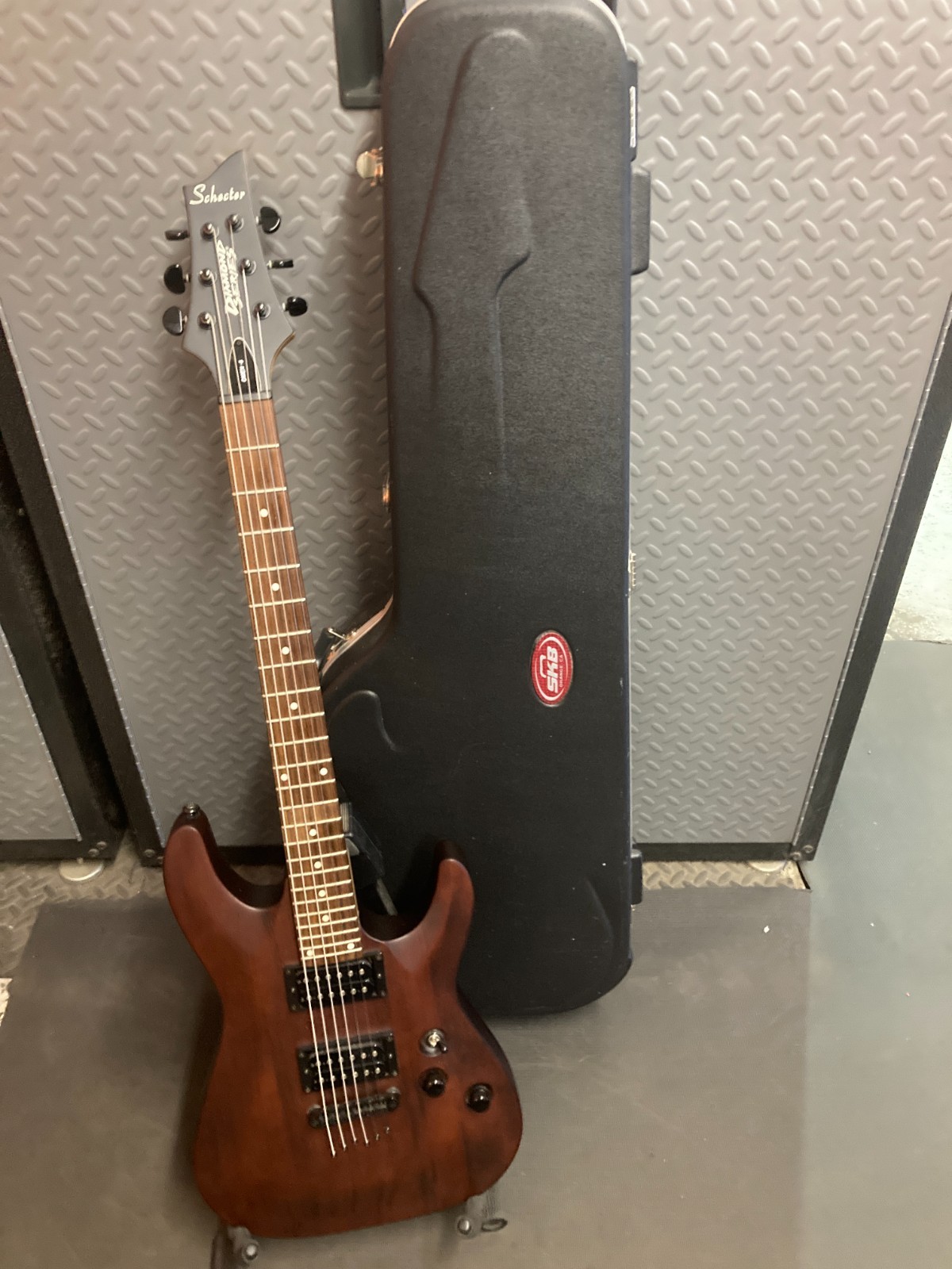 SCHECTER GUITAR RESEARCH OMEN-6