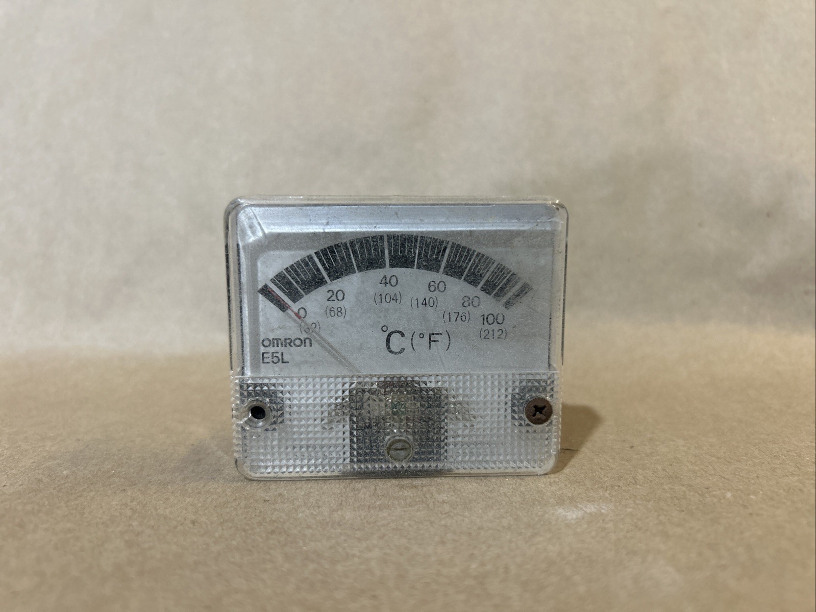 Omron E5L Temperature Controller  A60939