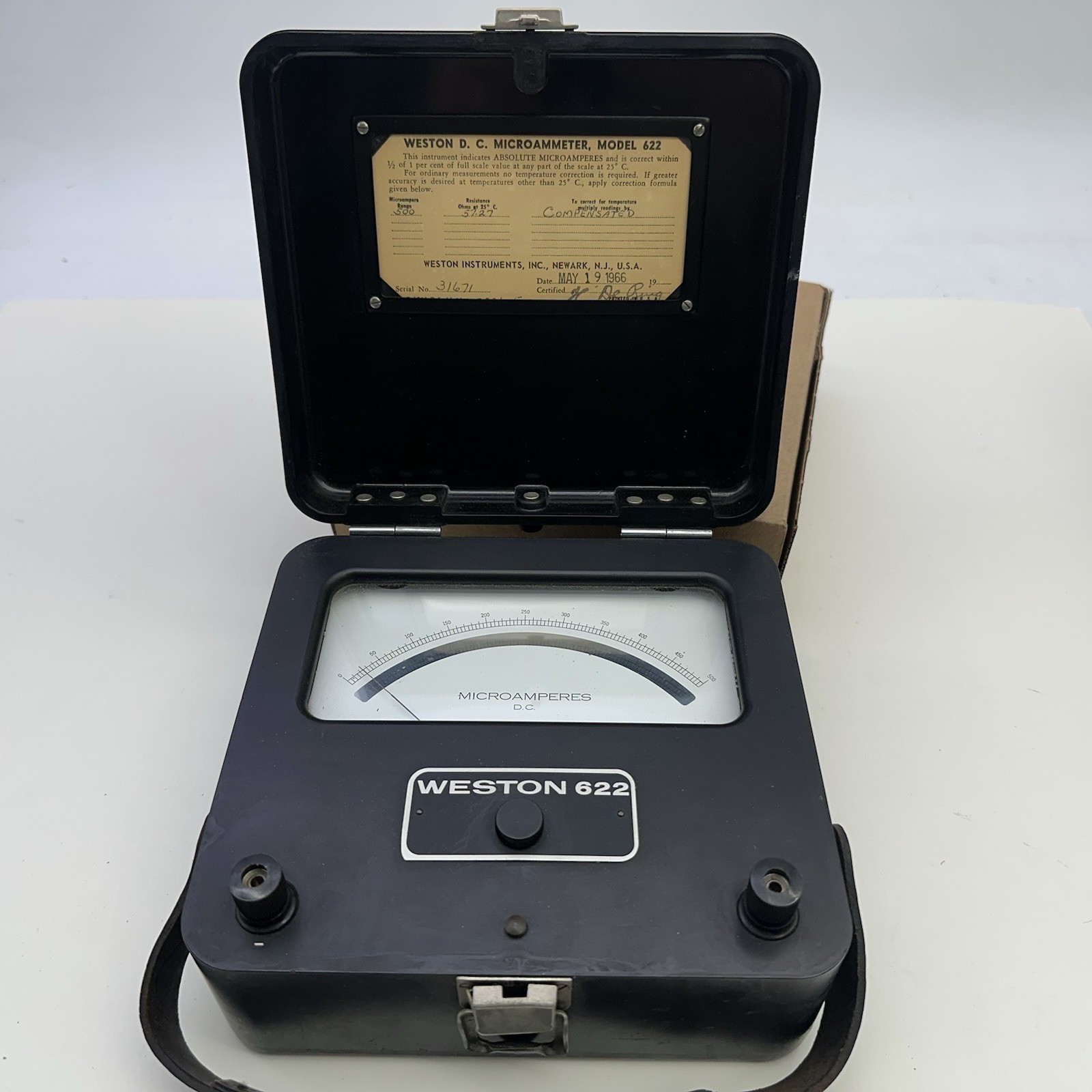 Weston Model 622 Voltmeter Microamperes D.C. 0-500 Bake Lite Fold Out Case Vtg