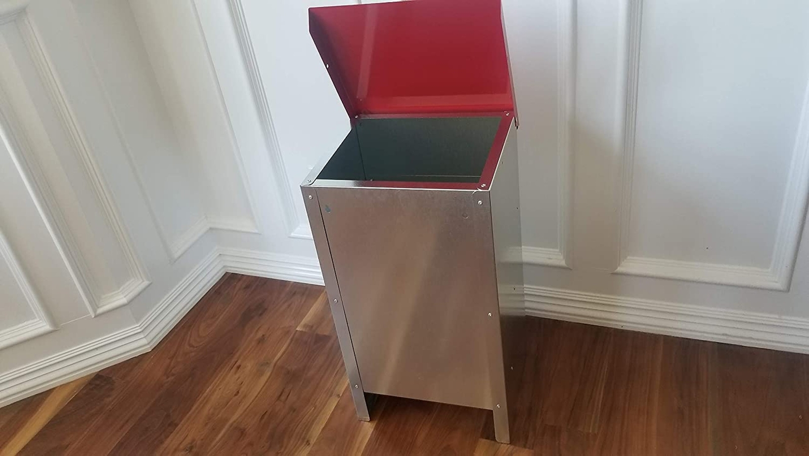 Duncan's Dog Feeder - Galvanized Metal Pet Food Station for Outdoor... Fast Ship