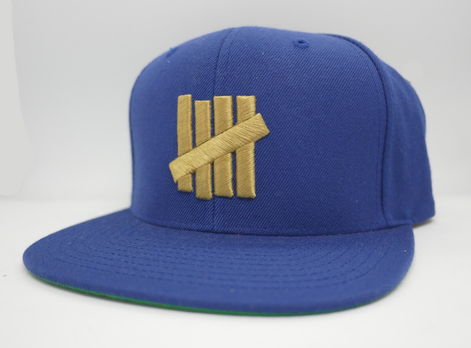 UNDEFEATED 5 STRIKE (BLUE/GOLD) SNAPBACK CAP *BRAND NEW w/TAG