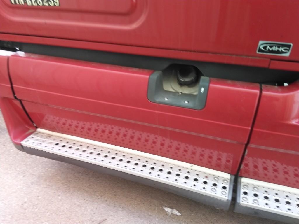 For 2013 FREIGHTLINER CASCADIA 125 SIDE FAIRING Right ,  OH