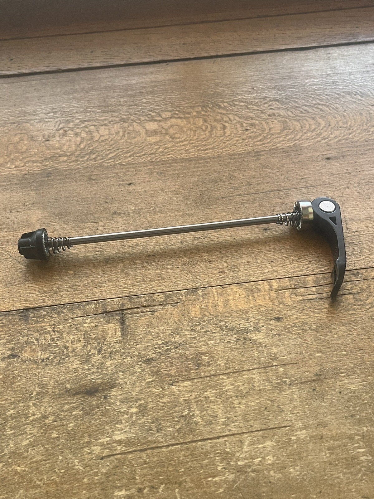 Unbranded Rear Quick Release Skewer 168 mm Length 135 mm Spacing GT Bravado