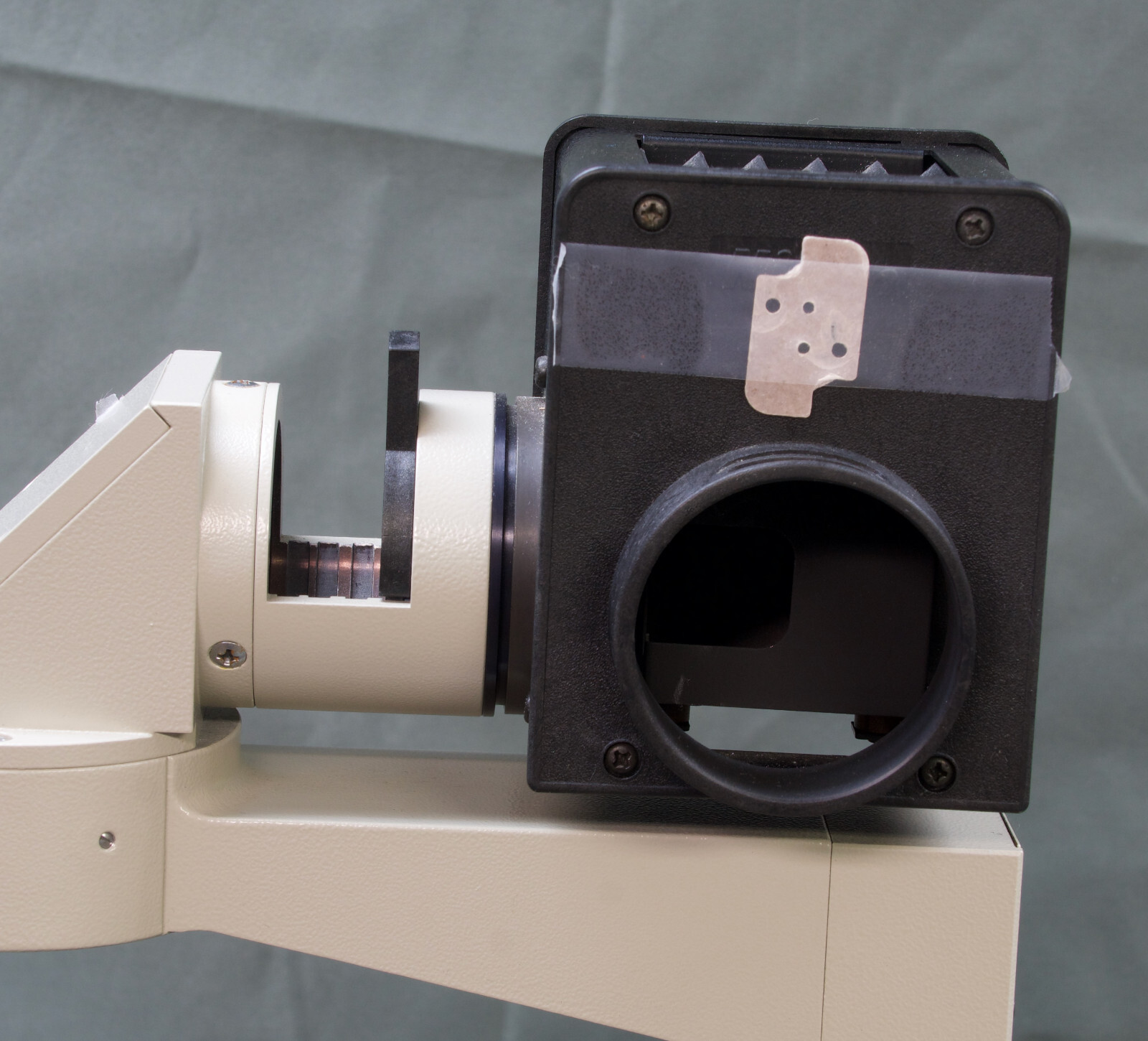 Nikon Diaphot Microscope (R15)