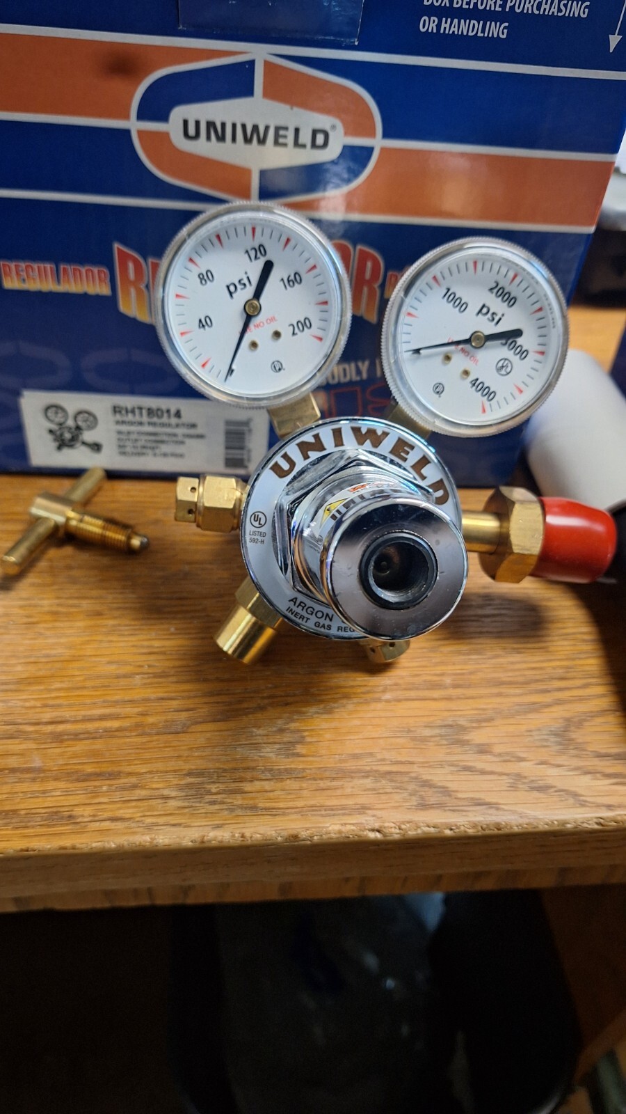 UNIWELD RHT8014  2 STAGE ARGON REGULATOR CGA-580 5-125 PSIG