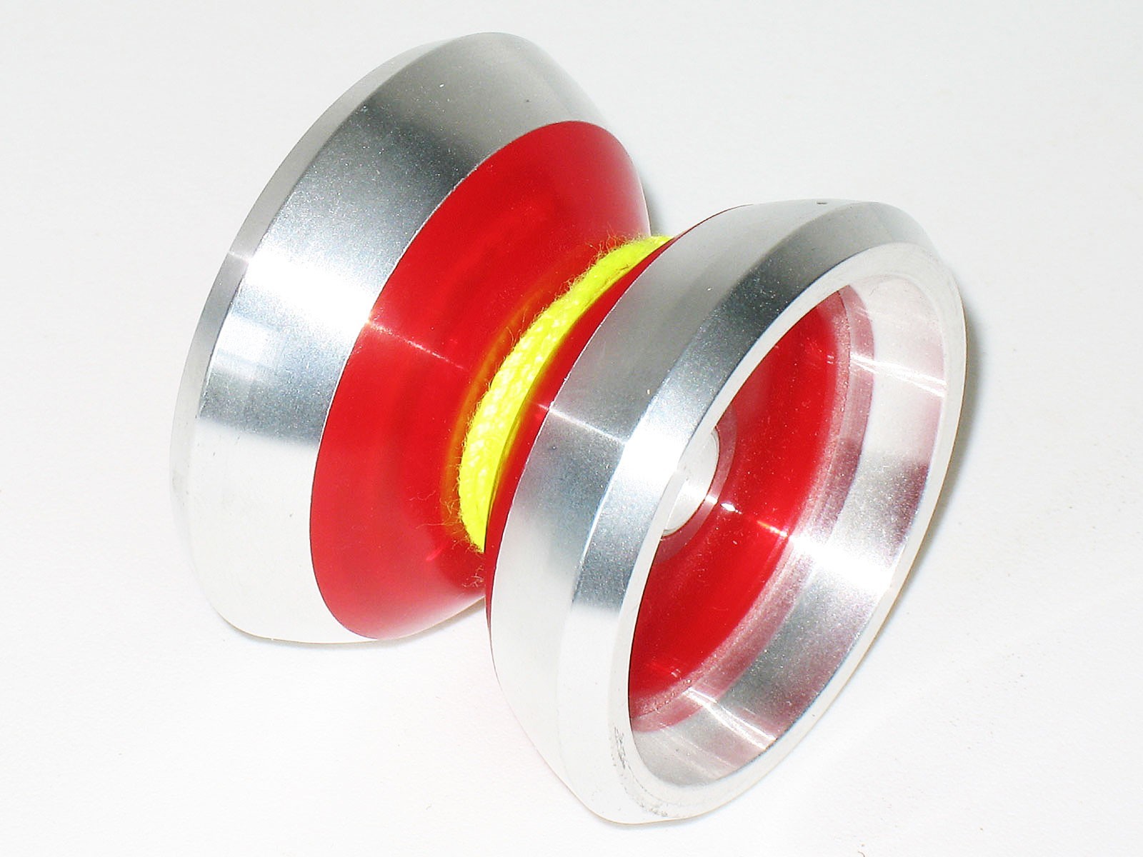YoYoJam Vigilante Prototype Yo-Yo - C Bearing, Silicon Response, No End Caps