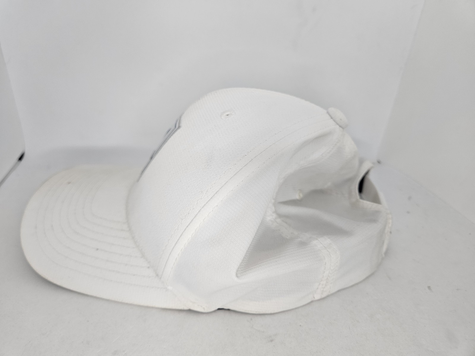Callaway Golf Company FLEXFIT SnapBack Hat Est 1982 One Size Used Condition