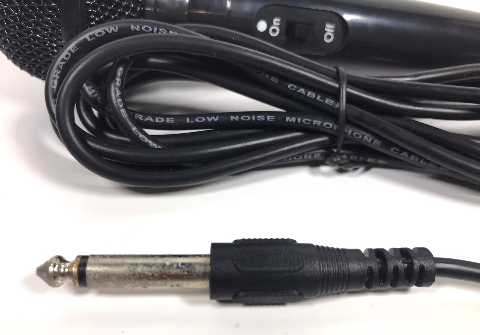 Vocal Dynamic Karaoke Microphone Black (High Grade, Low Noise, Microphone Cable)