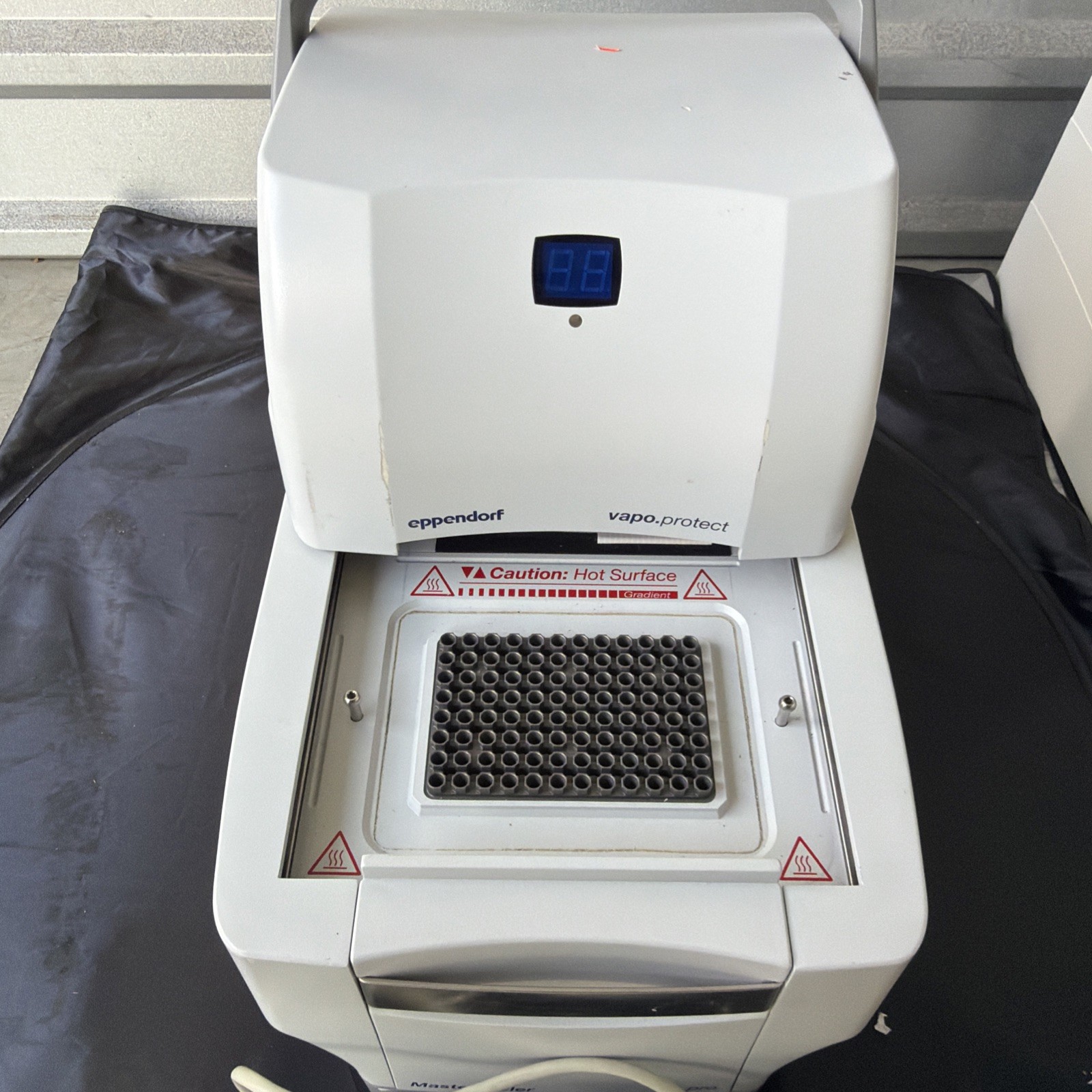 Eppendorf Vapo.Protect MasterCycler Pro Thermocycler 6321 & 6320 Control Panel