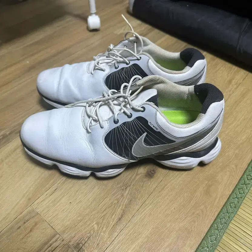 Golf Shoes
