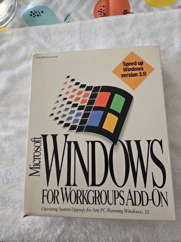 Microsoft Windows For Workgroups Add-on O/S Upgrade for Win 3.1  Open Box.