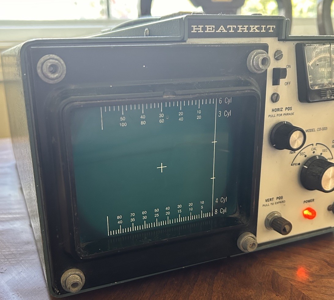 Heathkit CO-1015 Ignition Analyzer CRT Oscilloscope Engine Tester Powers On