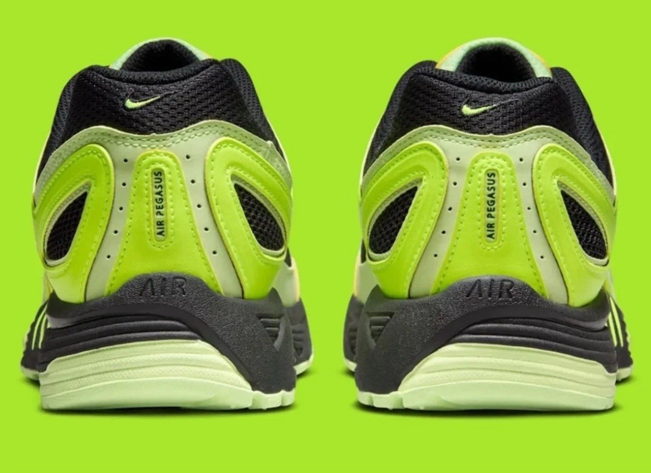 Nike Air Pegasus 2K5 Mens Size Volt Black Barely Volt HQ5403 700 Sneaker Shoes