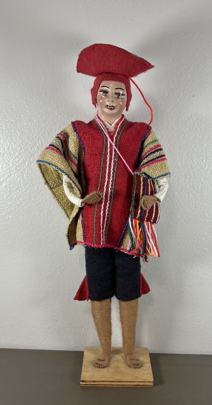 Vintage 14” Peruvian Folk Art Doll Woman Amazing Face Painting Handmade 1995 GUC