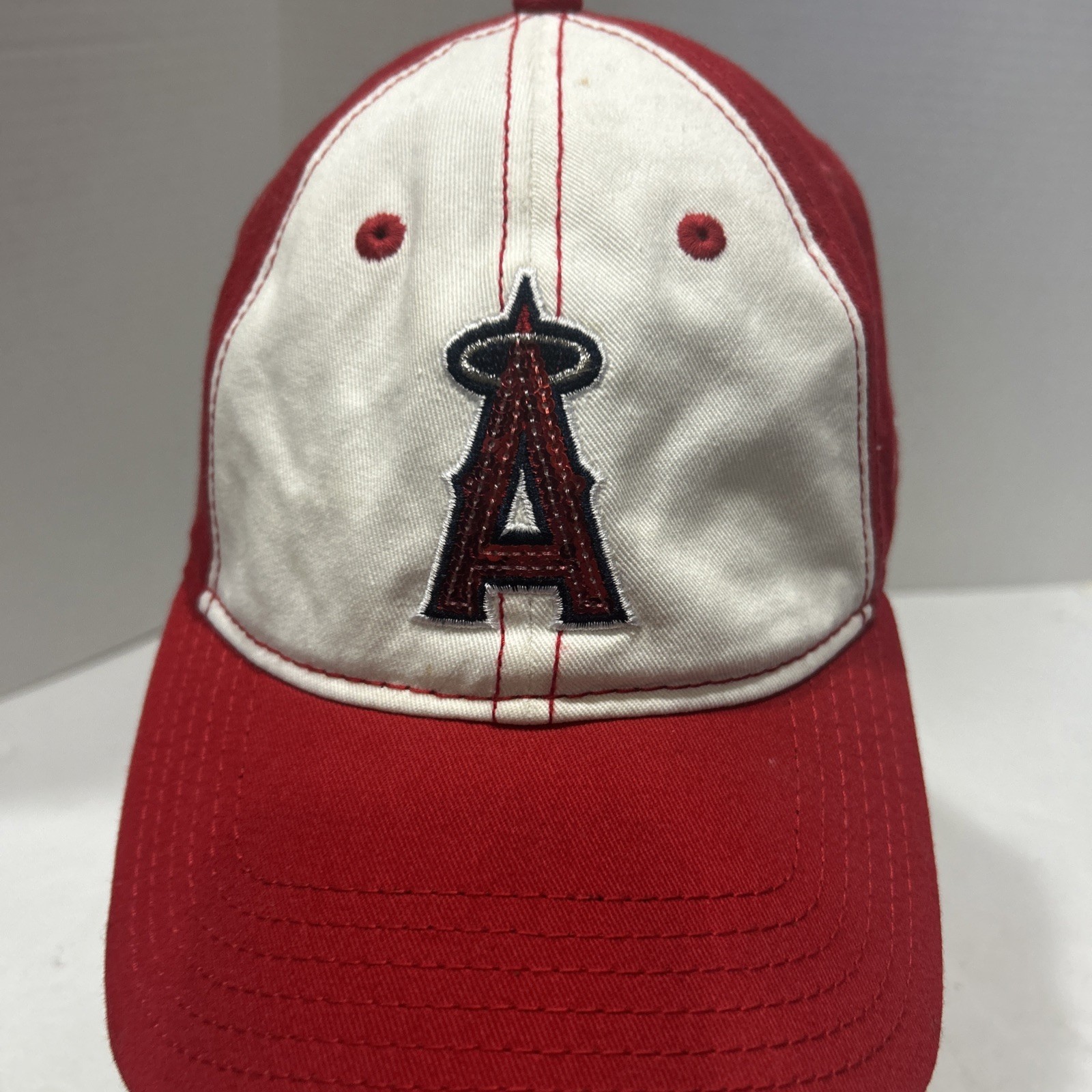 Anaheim Angels MLB Strap Back Woman’s Hat Adjustable Cap Red and White