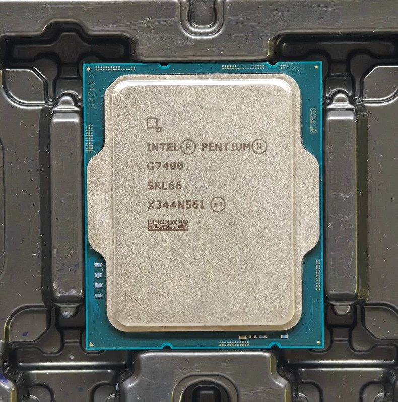 Intel Pentium Gold G7400 2-Core 4-Thread 3.7GHz LGA1700 46W UHD 710 Desktop CPU