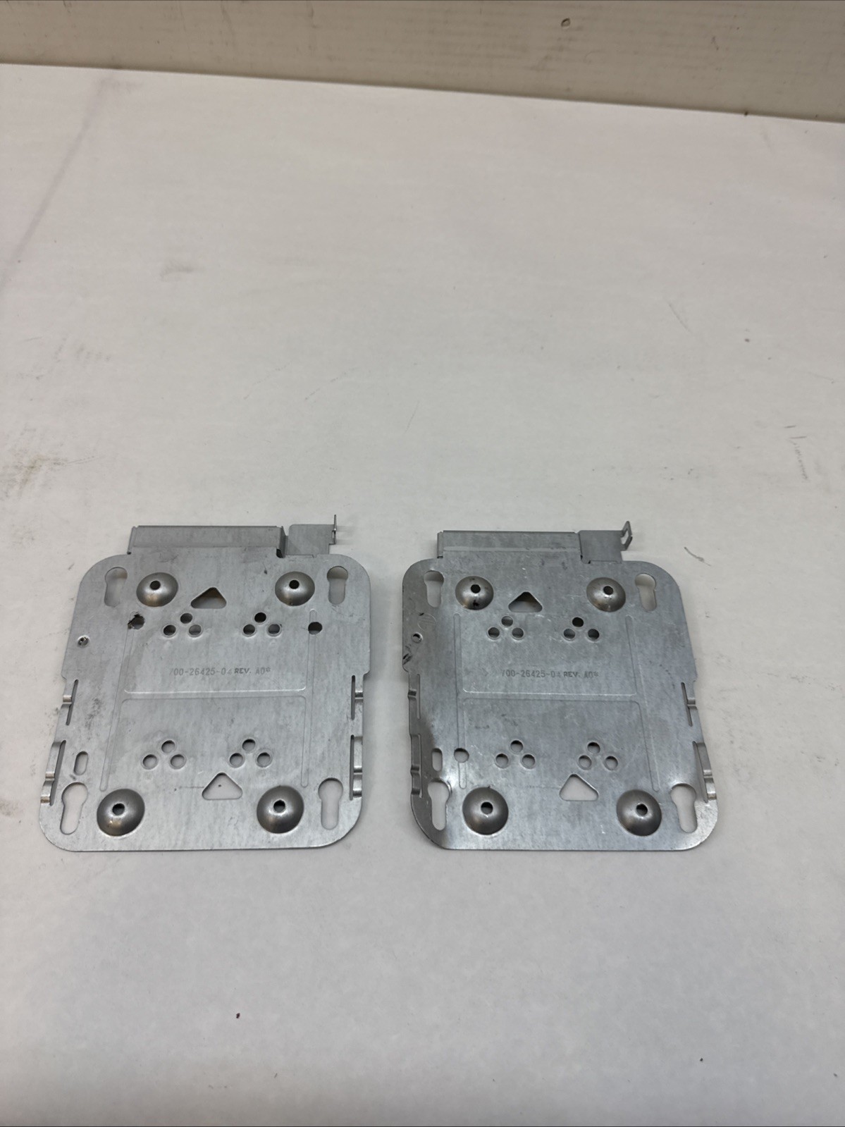 Cisco WAP Mounting Bracket 700-26425-04 2PK