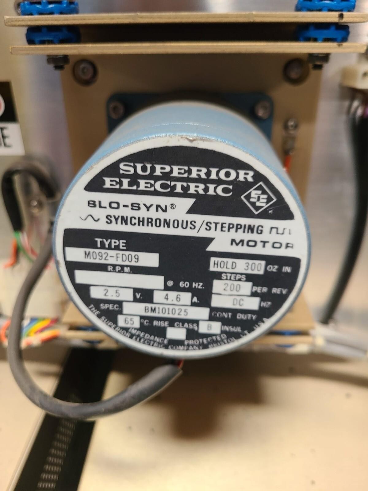 SUPERIOR ELECTRIC M092-FD09 STEPPER MOTOR M092FD09