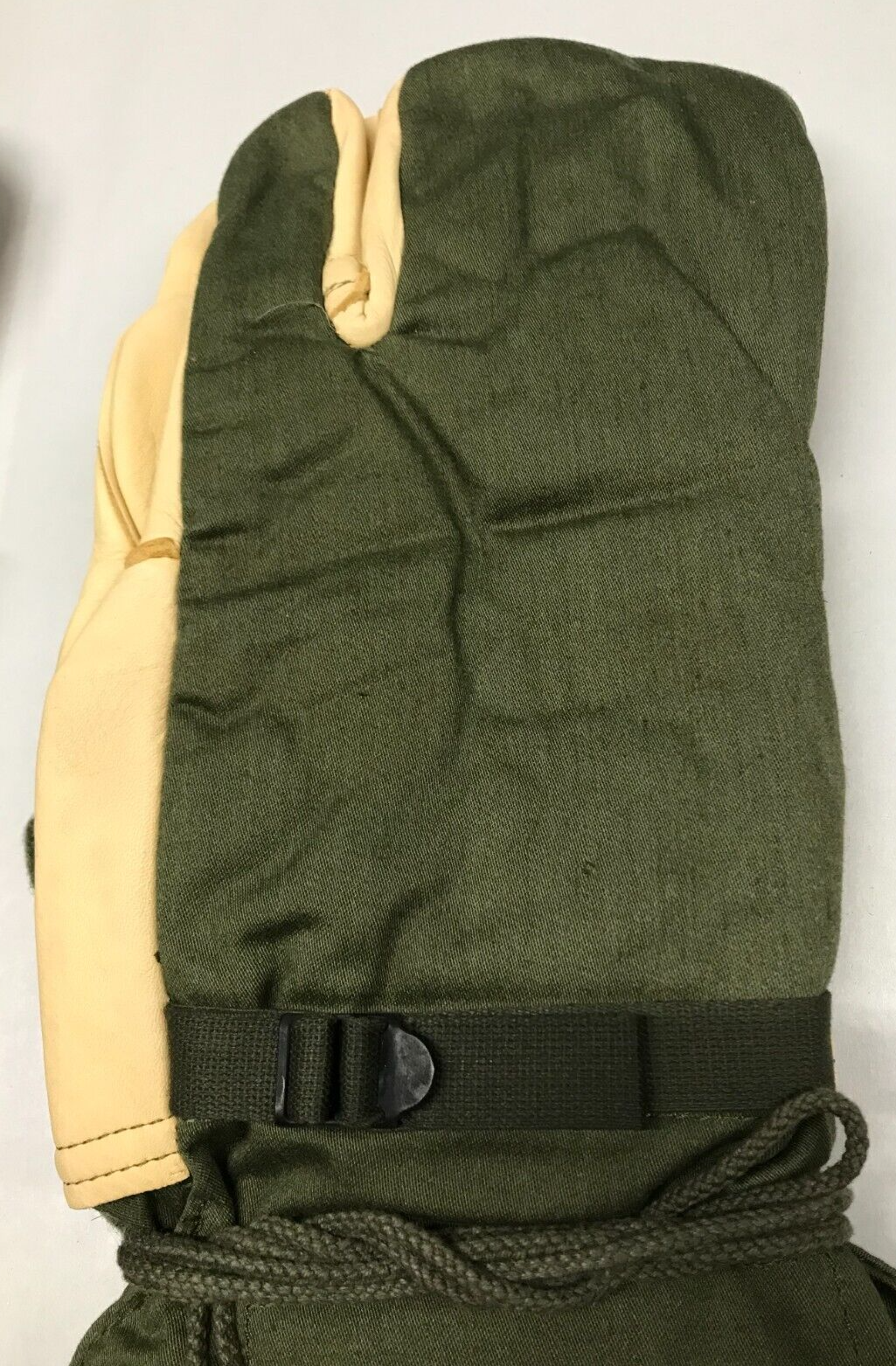 USGI Cold Weather Trigger Finger Mittens M1965 OD NOS