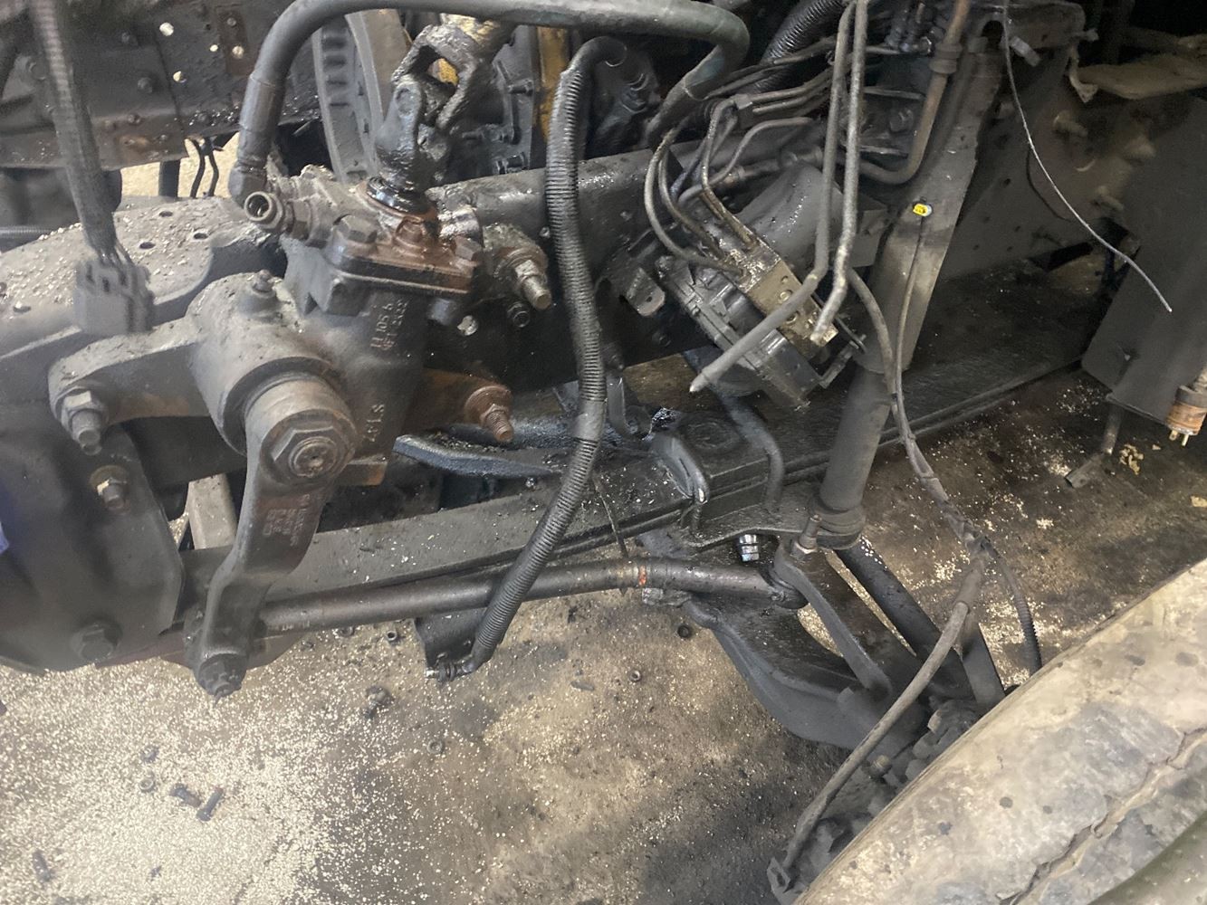Front Leaf & Springs N/A Used P-12524