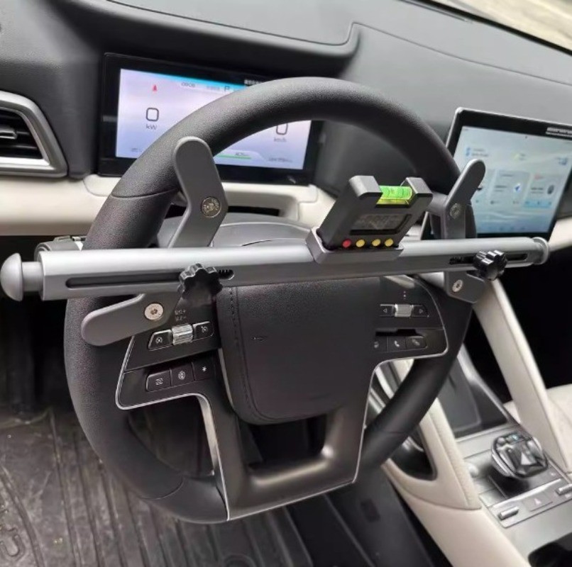 4-Wheel Alignment Electronic Level Steering Wheel Centering & Straightening Tool