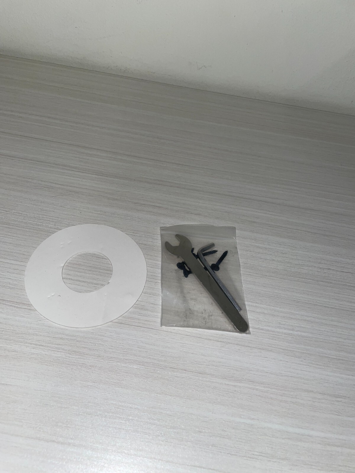 Pax Q30 Stand - Tilts/Swivels - Countertop