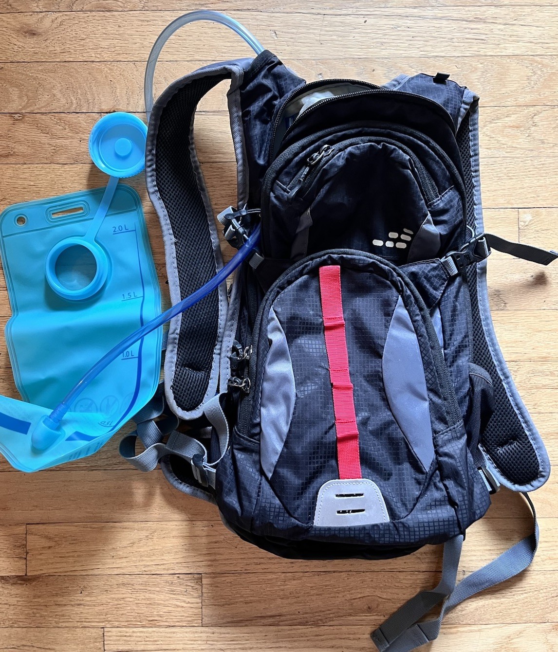 Hydration CamelBack Lightweight Water Backpack with 2L Water Bladder Bag