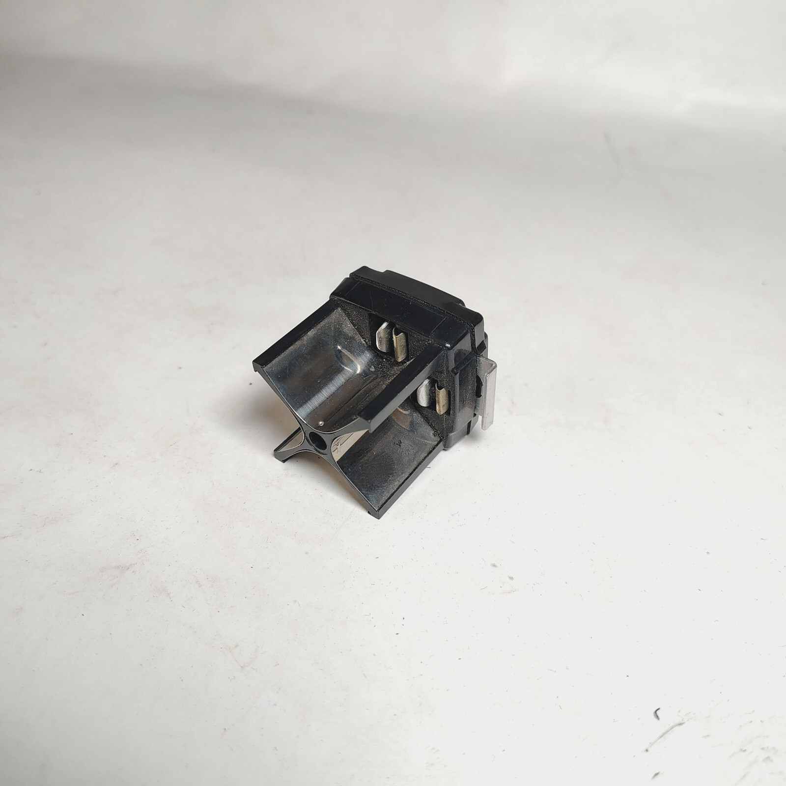FLASH CUBE TO AGI BULB ADAPTER