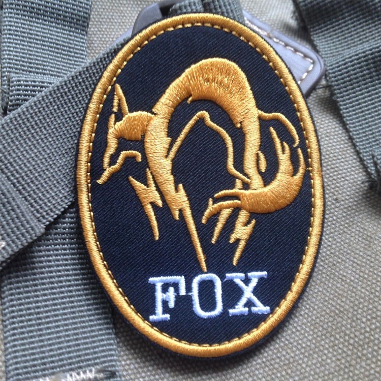 2Pcs FOXHOUND Metal Gear Solid Cosplay Snake Big Boss Hook Loop Patch Badge