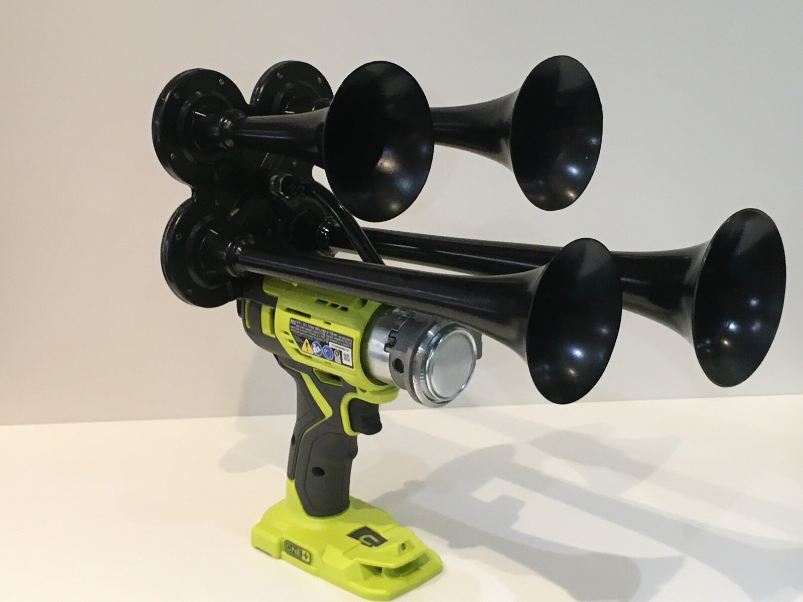 RYOBI 18V QUAD Air Horn, Train Horn Compressor ,Black Metal Trumpets