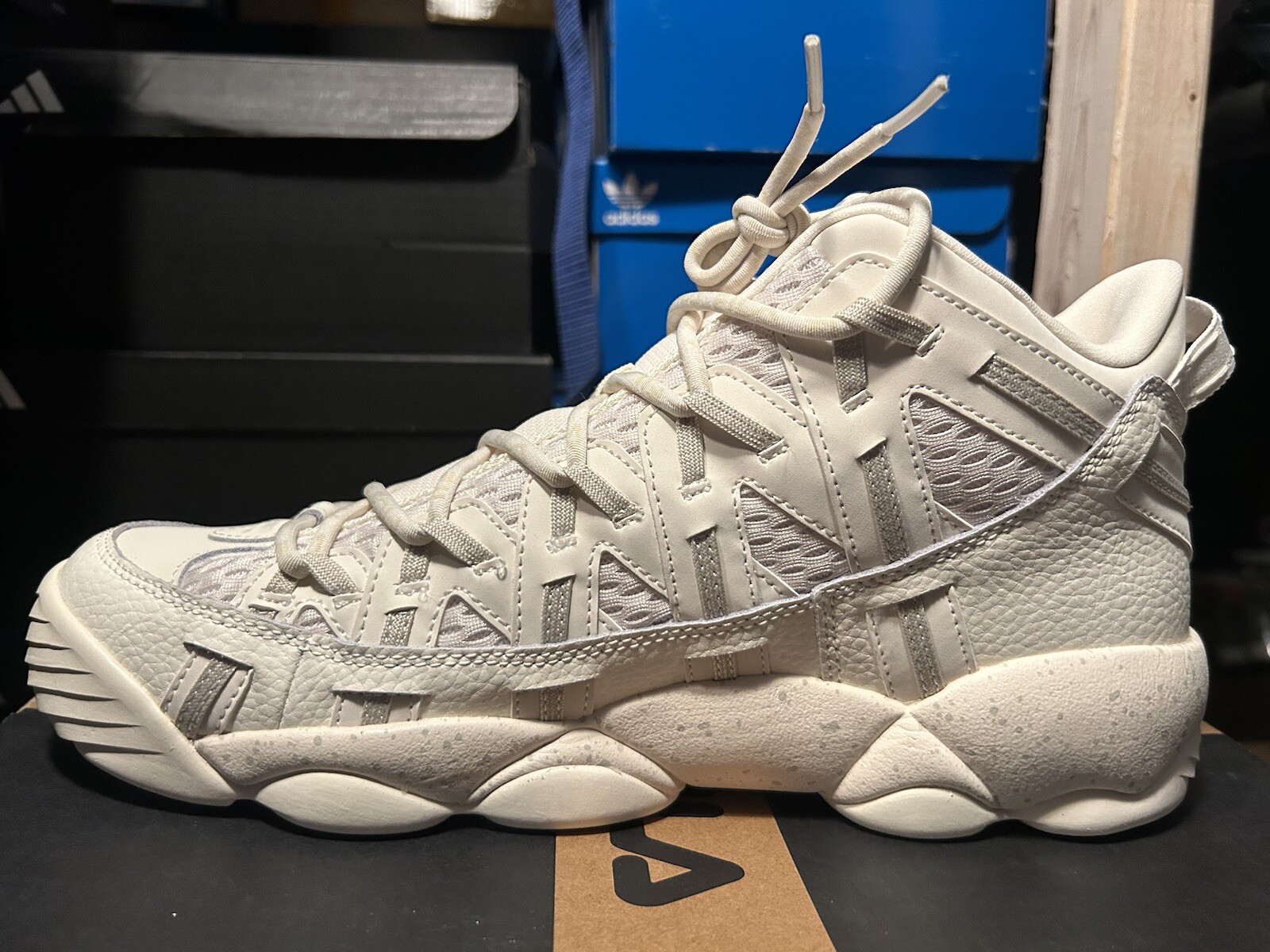 Fila Stackhouse Spaghetti Paracord Mens Shoes White Gray 1BM02427-101 90s Retro