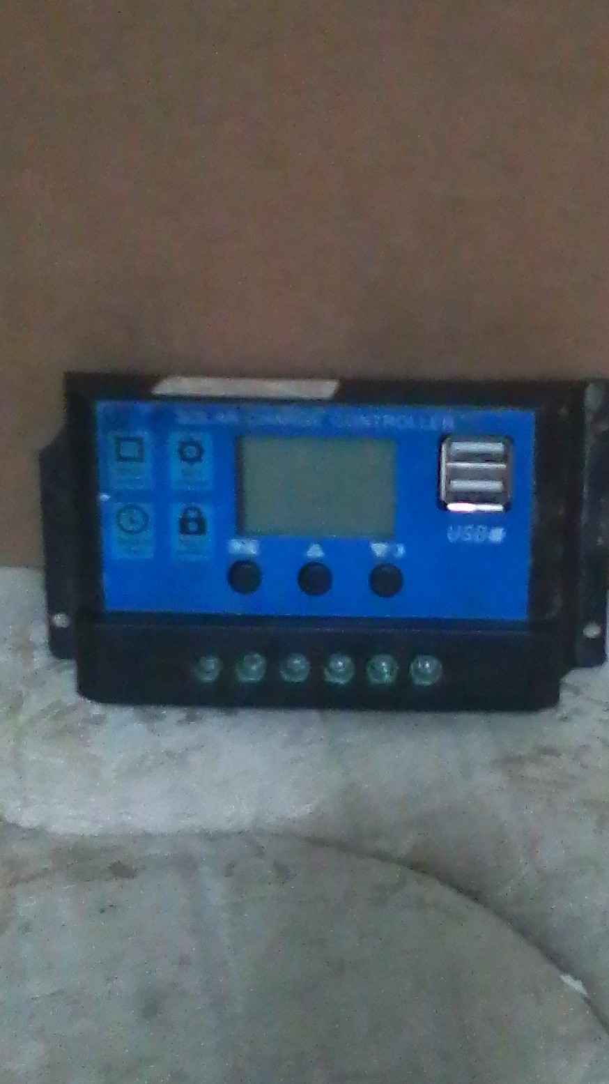 Solar Charge Controller PWM LCD Display Dual USB Ports Blue Black DC
