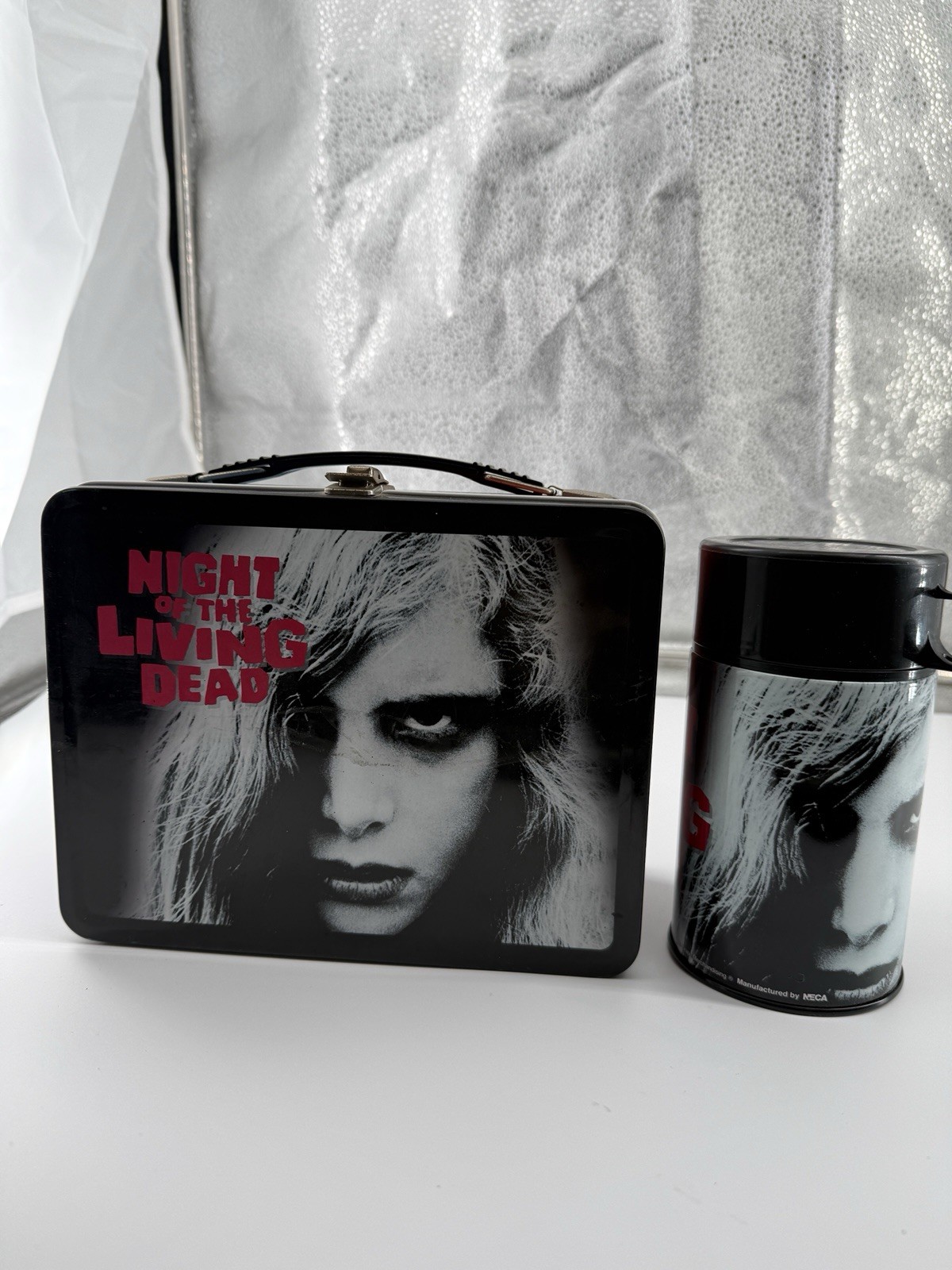 VINTAGE NIGHT OF THE LIVING DEAD LUNCHBOX w/ THERMOS! NECA ‘01