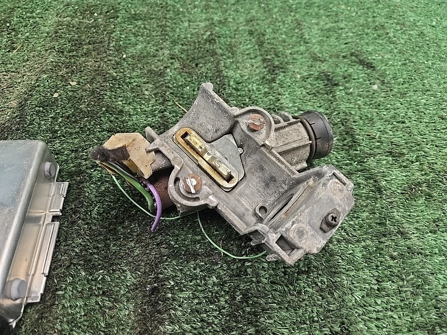 1996-2002 BMW Z3 E36 1.9L Key Set ECU Ignition M44