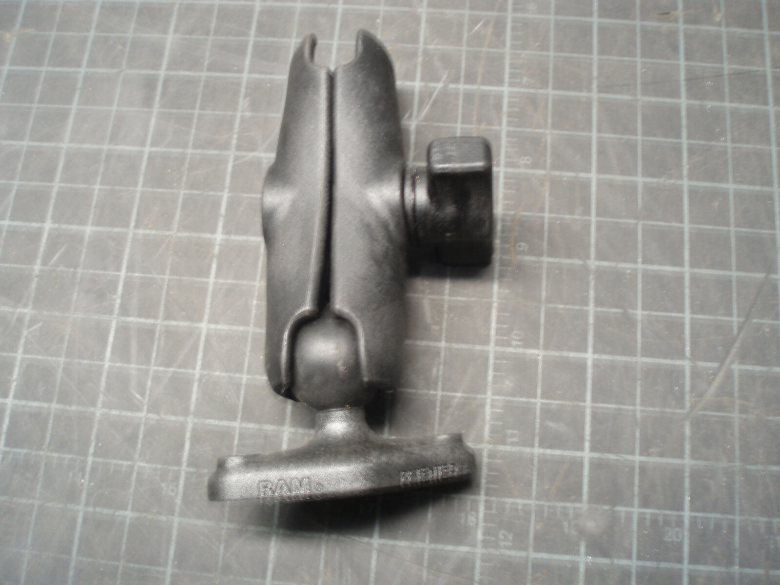 NATIONAL PRODUCTS RAMMOUNT DOUBLE SOCKET ARM WITH DIAMOND BASE