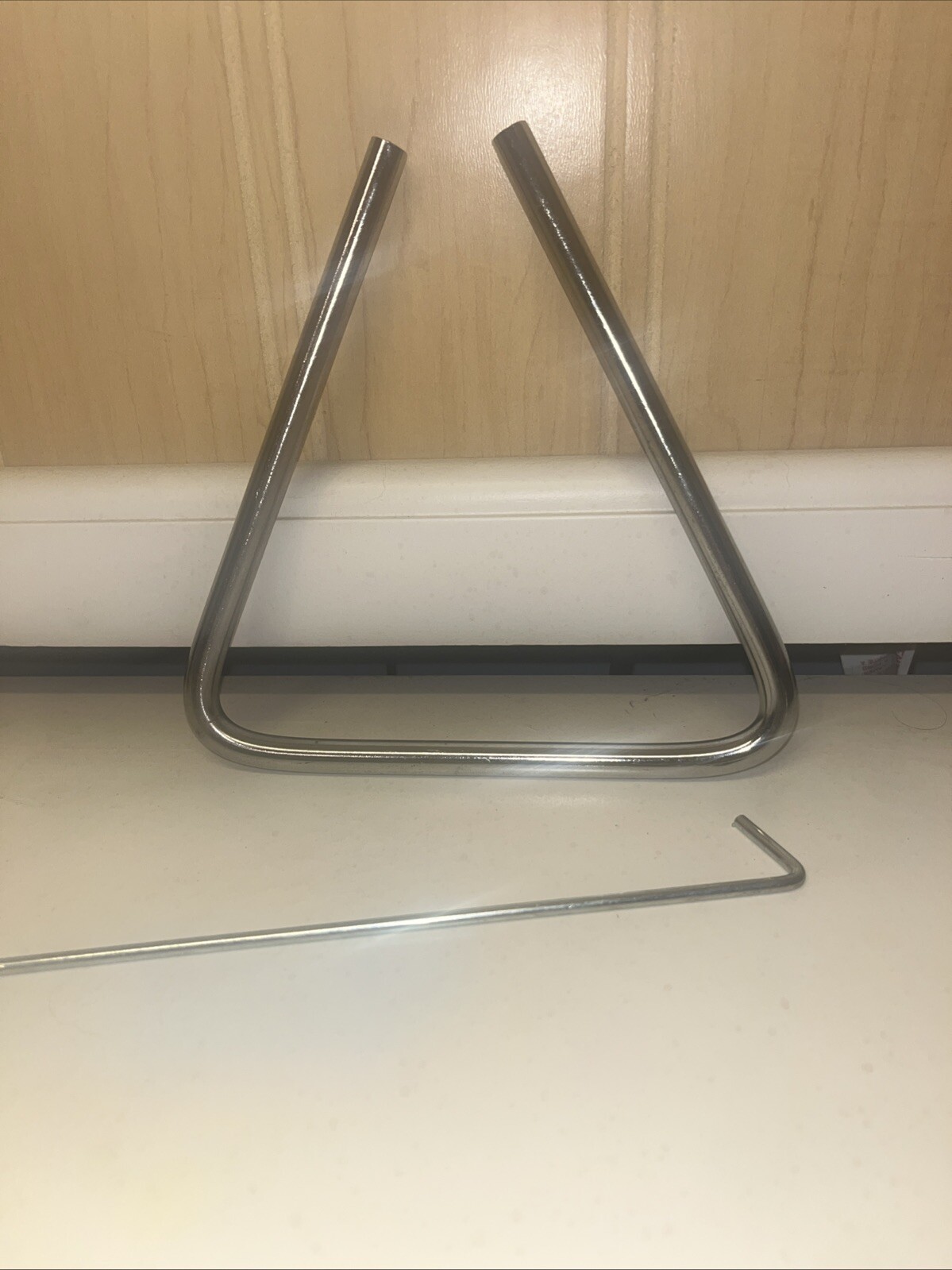 Metal Percussion Triangle Idiophone Instrument w Stick