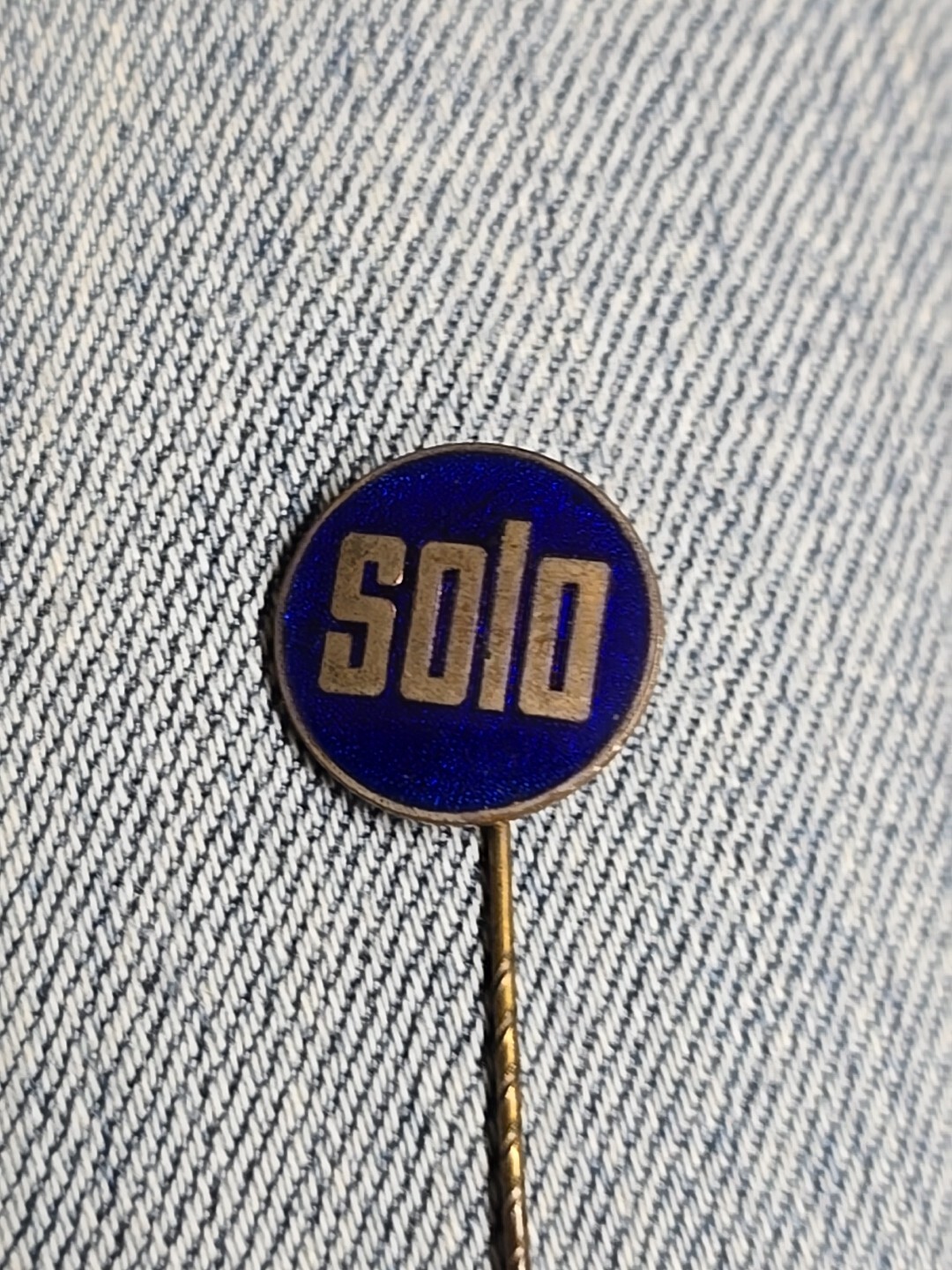 Vintage Pin Solo (99)