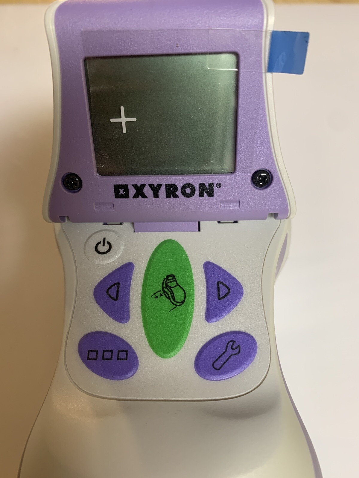 SALE - Xyron Design Runner 4375-001 Handheld Printer With Base