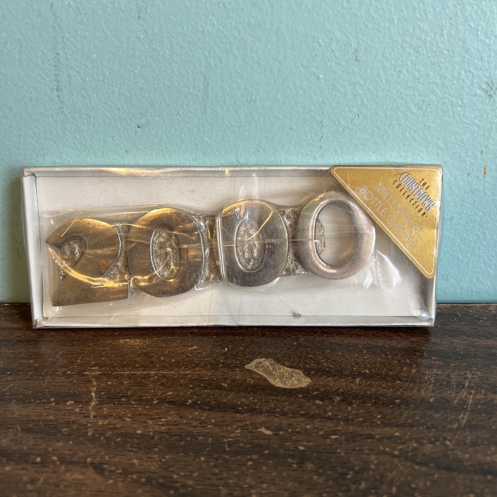 2000 Y2K Bottle Opener Cast Millennium Countdown NOS New