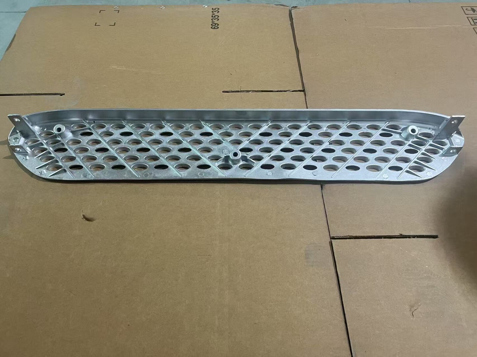 Front Fairing Lower Aluminum Step Peterbilt 579 2023+