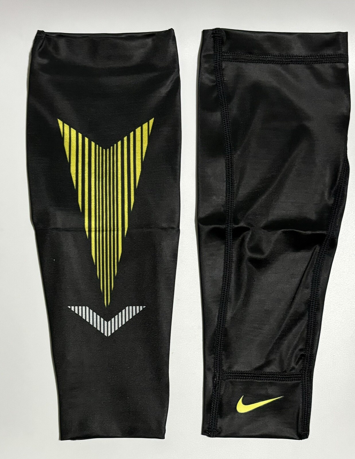 BRAND NEW Nike Oregon Ducks Track PE Women’s XS Black Calf Leg Sleeve X’s 2
