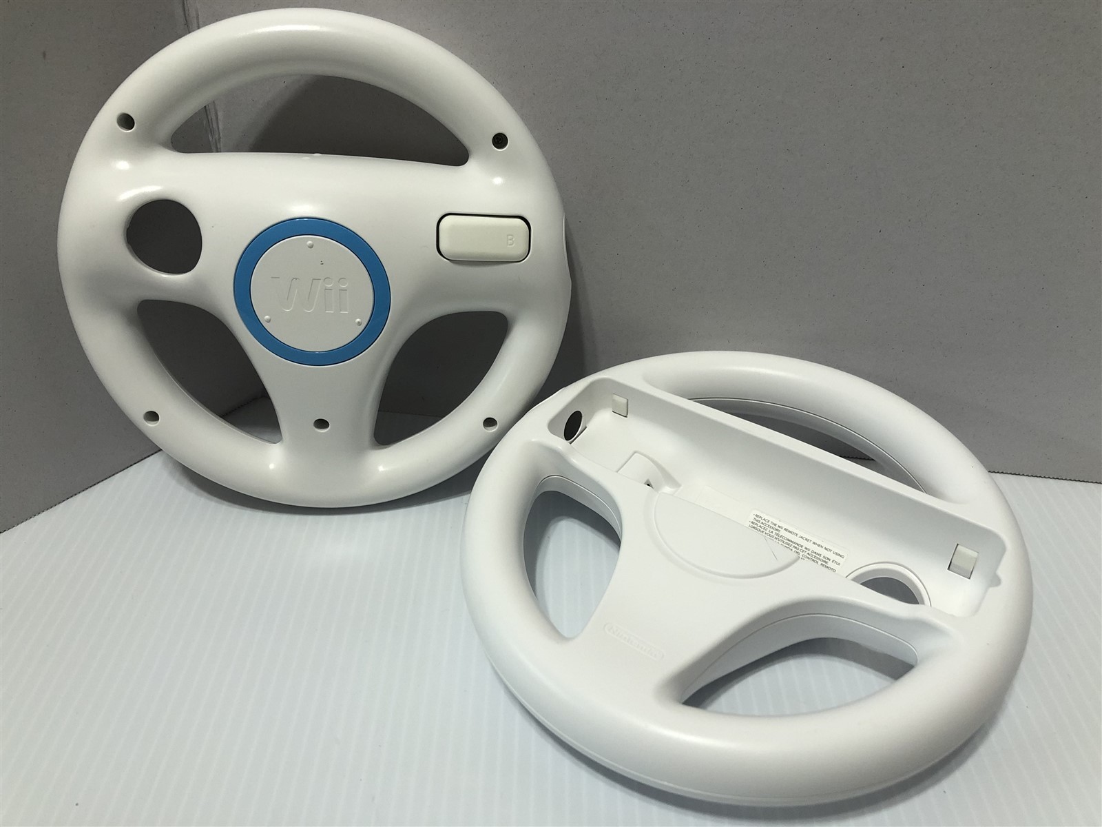 2x Genuine OEM Mario Kart Racing Steering Wheel - Nintendo Wii - Game Controller