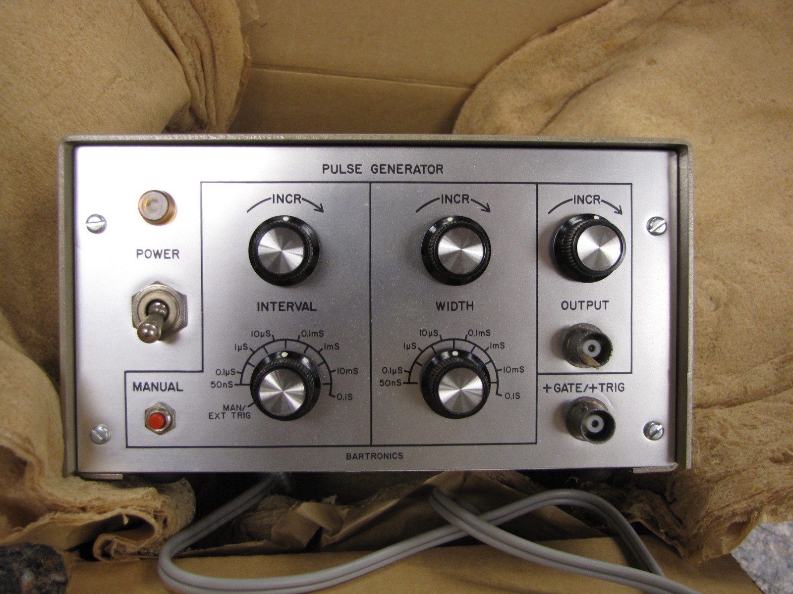 PULSE GENERATOR - BARTRONICS NEW IN BOX -NOS -NO15