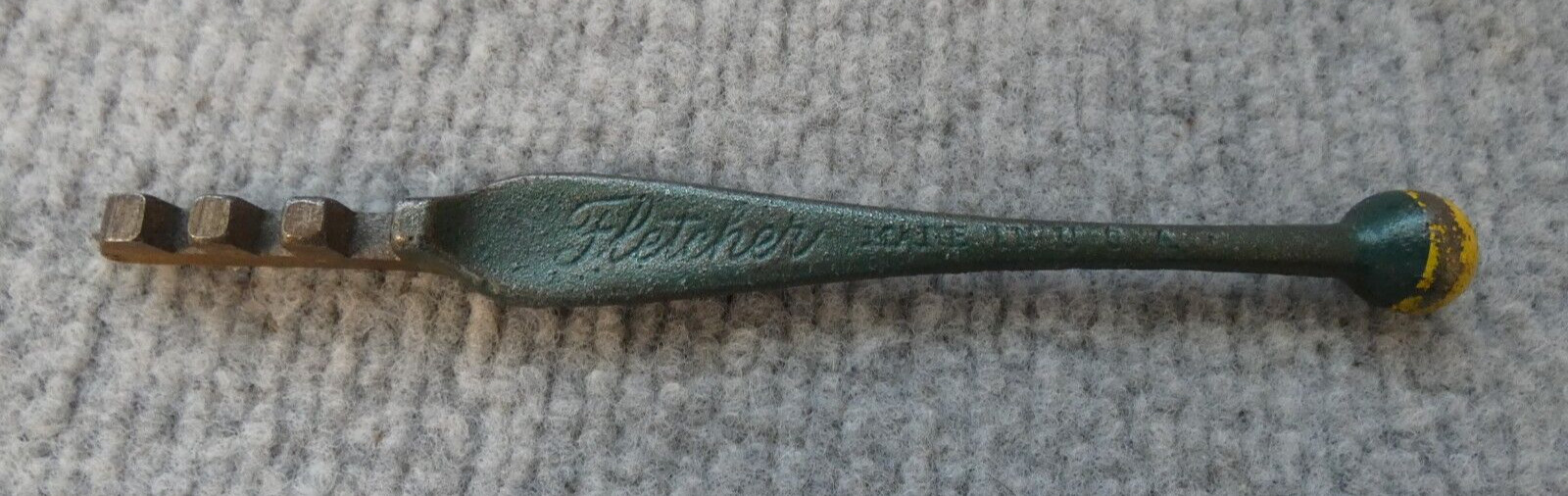 VINTAGE FLETCHER GLASS CUTTER