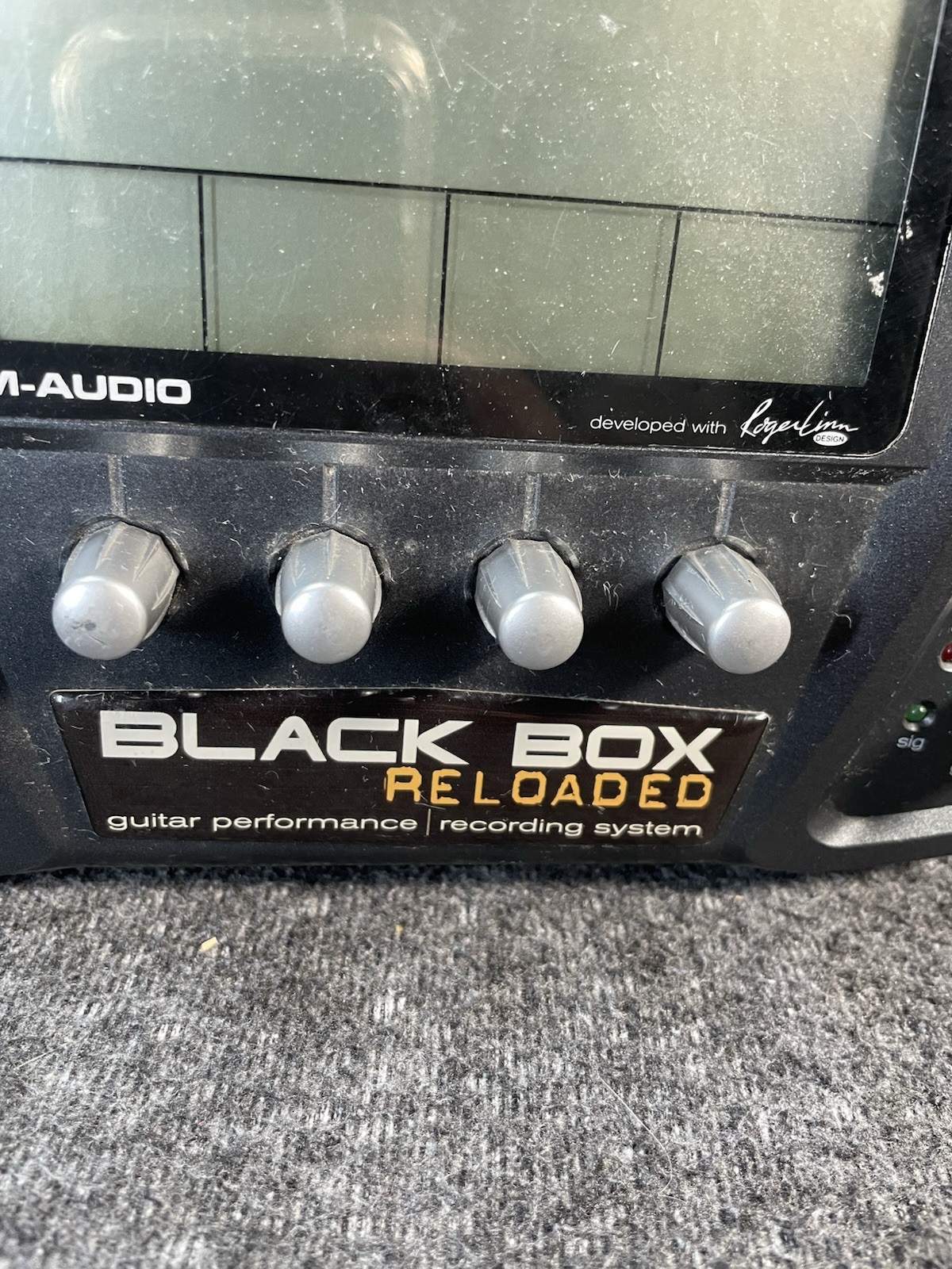 M-Audio Black Box Reloaded Guitar Performance Recording Multi-Effect No Wires