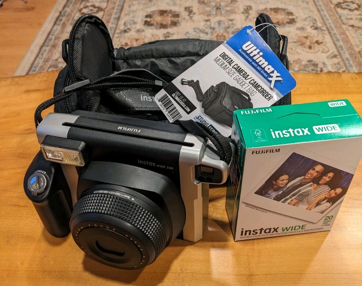 FUJIFILM INSTAX WIDE 300 CAMERA WITH CASE, FILM, AA lithium, TESTED! Free ship!!