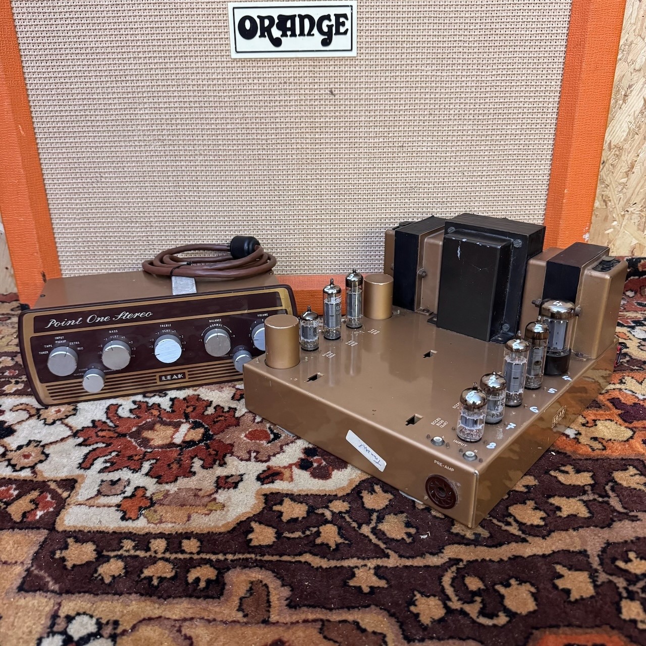 Vintage Leak Stereo 20 Hifi Valve EL84 Amplifier & Point One Pre Amp Serviced
