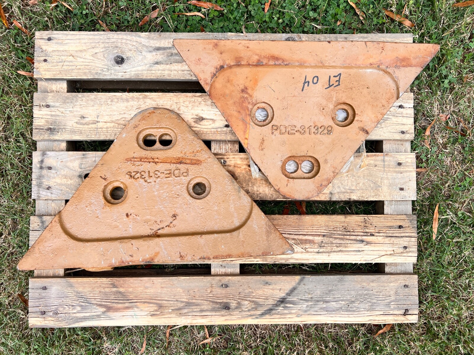 Lot of Two (2) Esco PDE31329 Sidecutters
