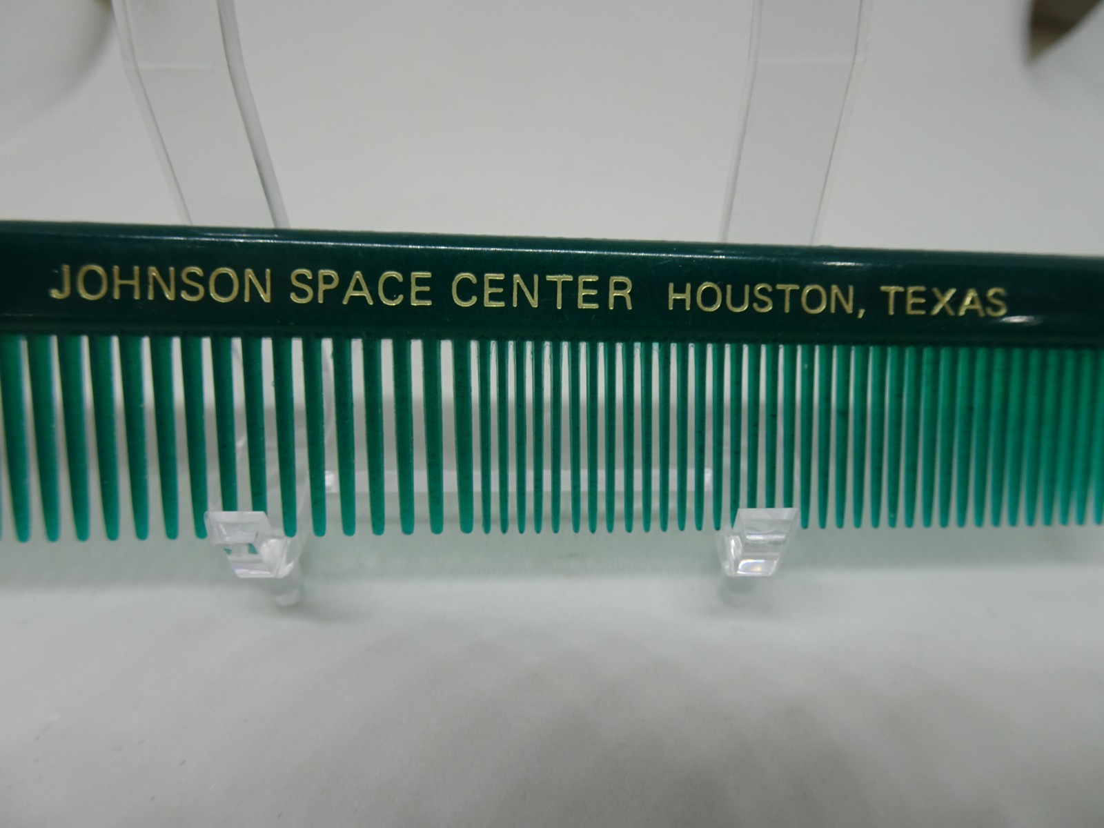VINTAGE Johnson Space Center Houston Texas green unbreakable comb 5" ..RARE!