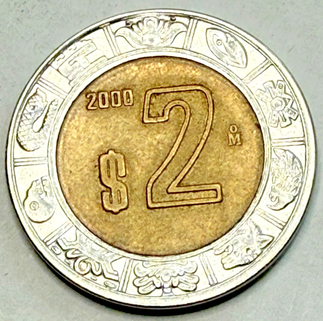 2000 Mexico 2 Two Pesos Bimetallic Actual Coin